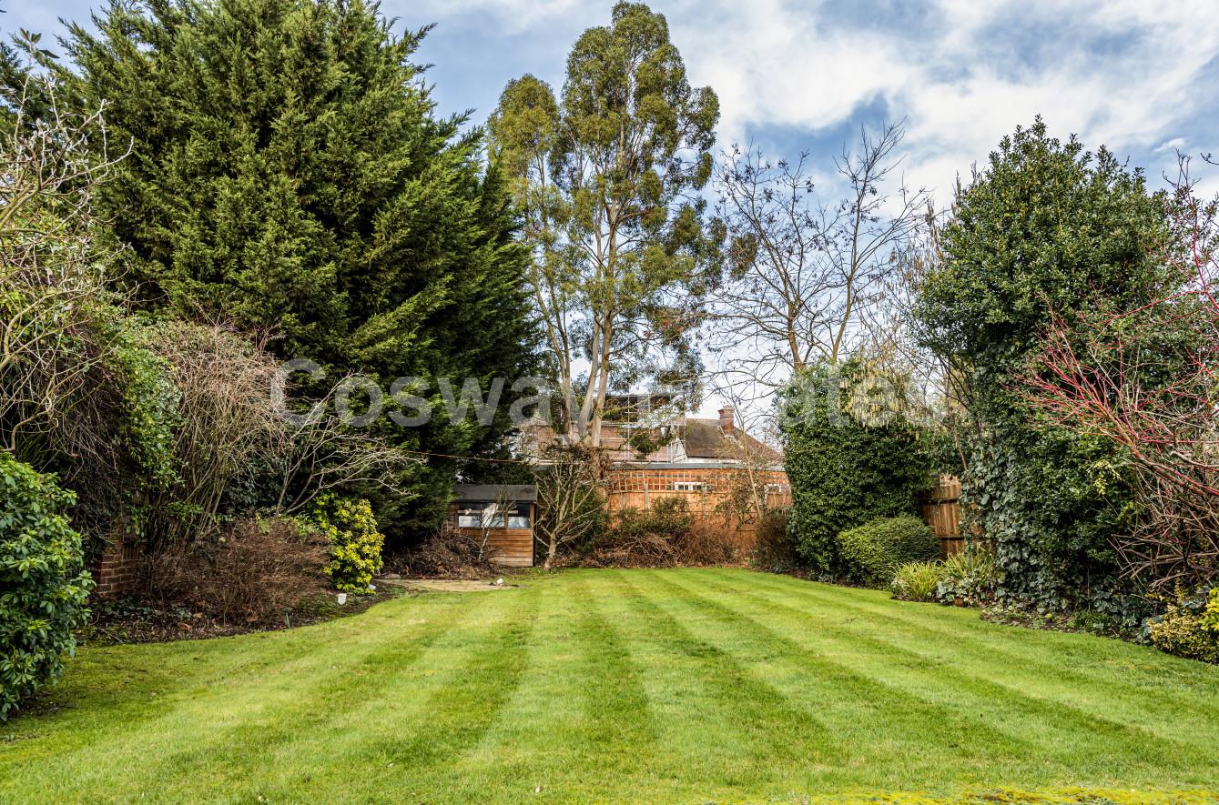 Woodcroft Avenue, Mill Hill